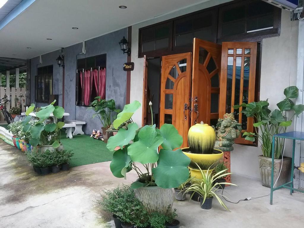 Sawang Guesthouse Ban Sawang Yai Bagian luar foto