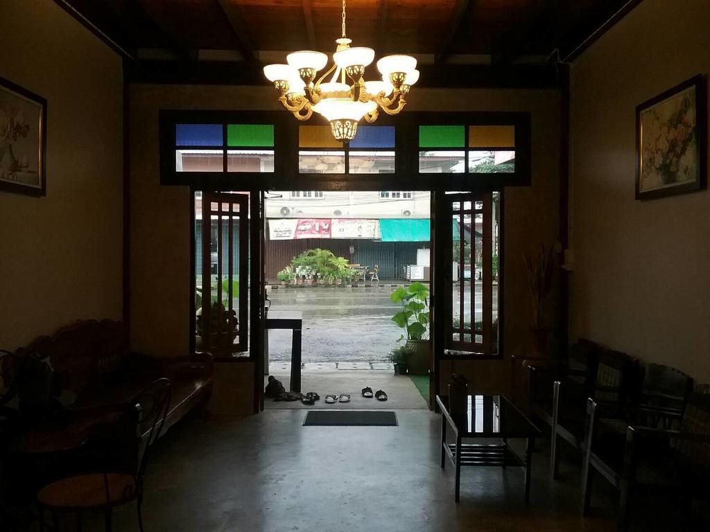 Sawang Guesthouse Ban Sawang Yai Bagian luar foto